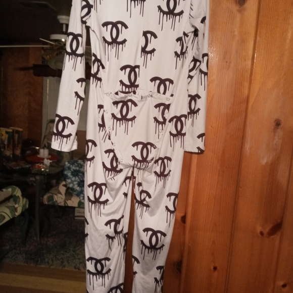 Overall - Picture 5 of 6